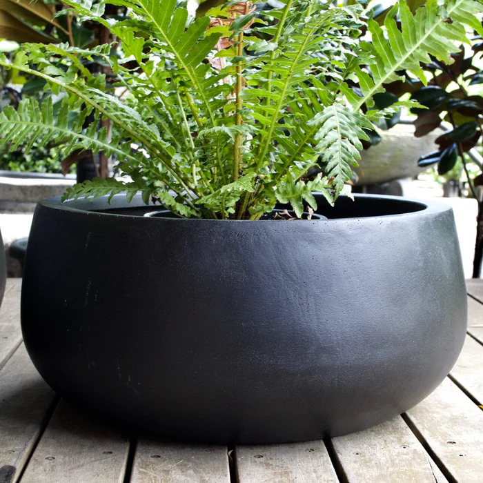 sante-low-bowl-pots-light-weight-brookfield-gardens-877315.webp