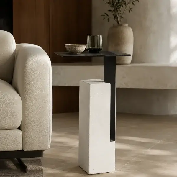 Mesa Lateral de Concreto e Metal Arteno | Design Industrial Moderno